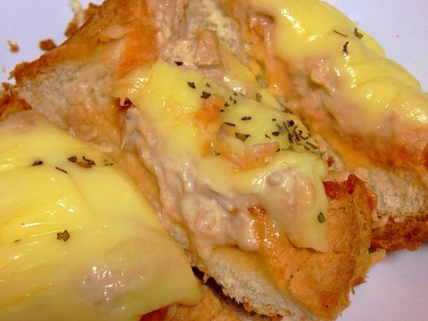 厚切りパンで簡単!喫茶店のツナチーズトースト